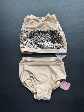 Details Dancewear Girls Beige Sequin Dance Set - Beige